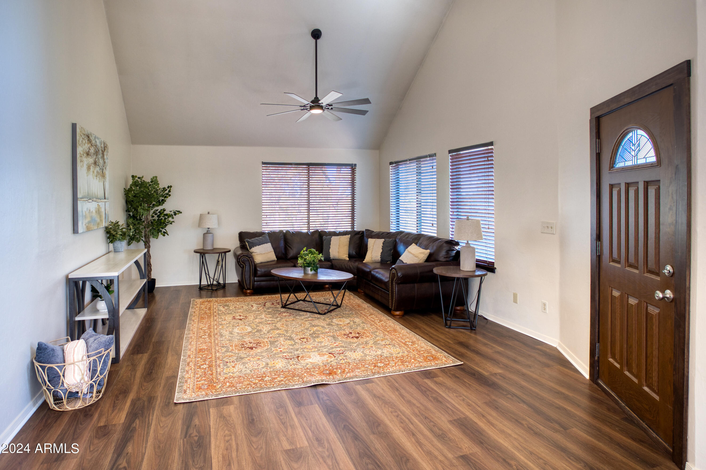 2233 Par Place Overgaard, AZ 85933 - Photo 8 of 32 paxmanphotography-8595