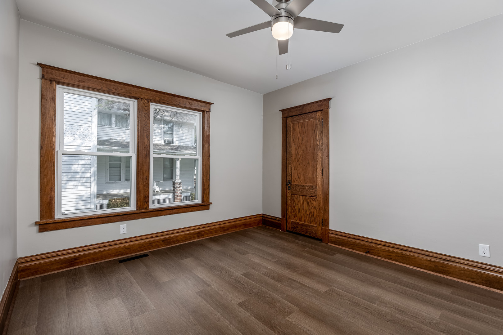 643 State Street Ottawa, IL 61350 - Photo 10 of 31 Gallery Image 10