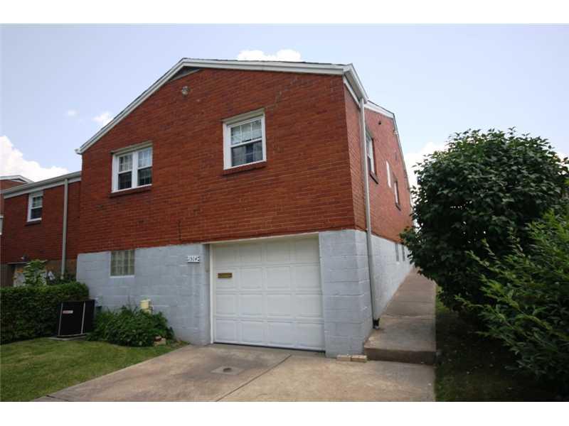 1524 Greentree Road Pittsburgh, PA 15220 - Photo 20 of 24 Exterior Back.
