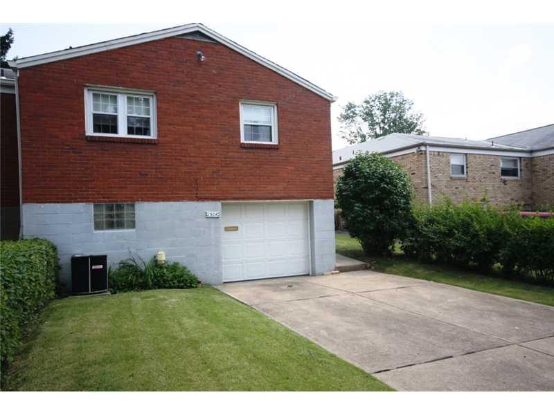1524 Greentree Road Pittsburgh, PA 15220 - Photo 21 of 24 Exterior Back.