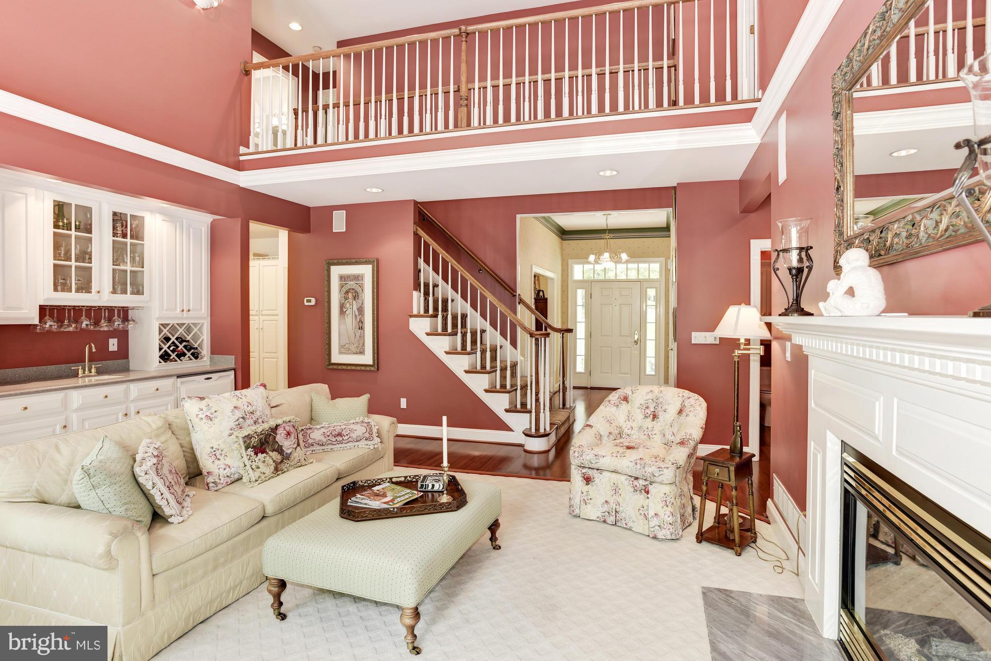 293 Bell Road Westminster, MD 21158 - Photo 10 of 28 Living Room