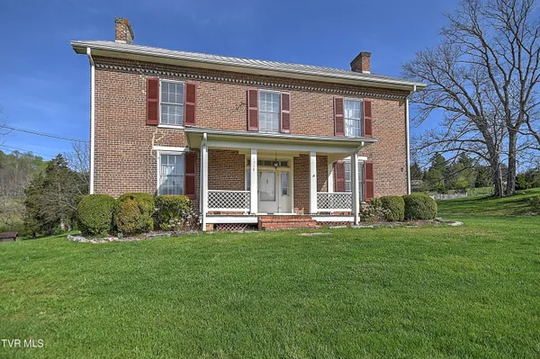 $749,900 | 1549 Highway 126, Bristol, TN 37620