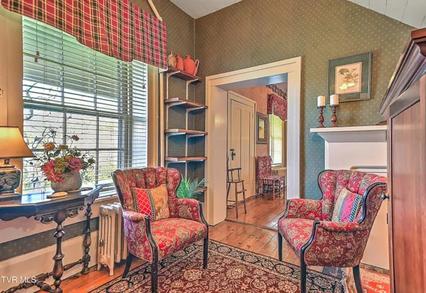 $749,900 | 1549 Highway 126, Bristol, TN 37620