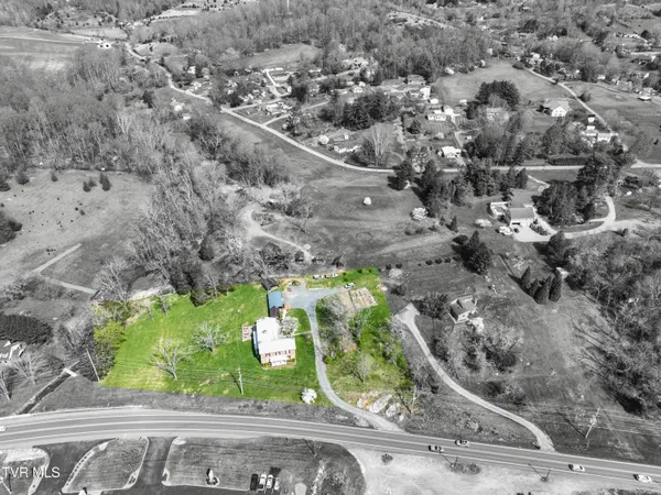 $749,900 | 1549 Highway 126, Bristol, TN 37620