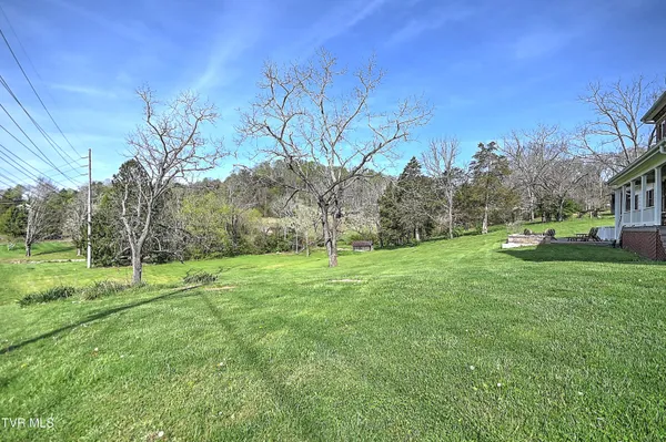 $749,900 | 1549 Highway 126, Bristol, TN 37620