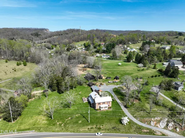 $749,900 | 1549 Highway 126, Bristol, TN 37620