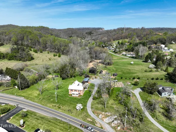 $749,900 | 1549 Highway 126, Bristol, TN 37620