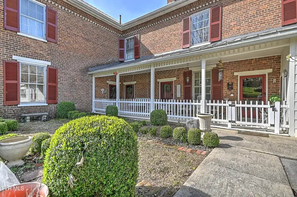 $749,900 | 1549 Highway 126, Bristol, TN 37620