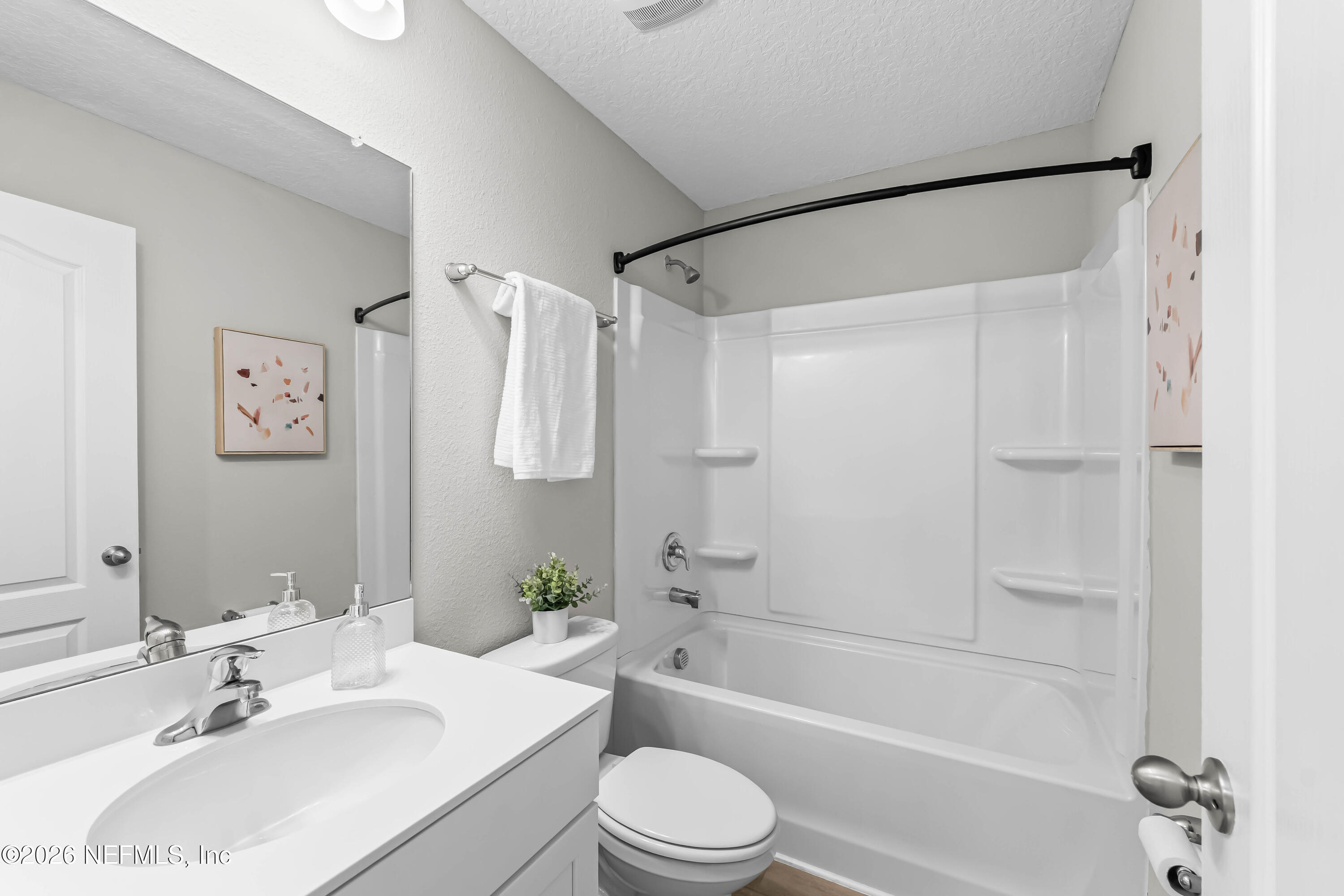 65704 Edgewater Drive Yulee, FL 32097 - Photo 20 of 35 Second Bath