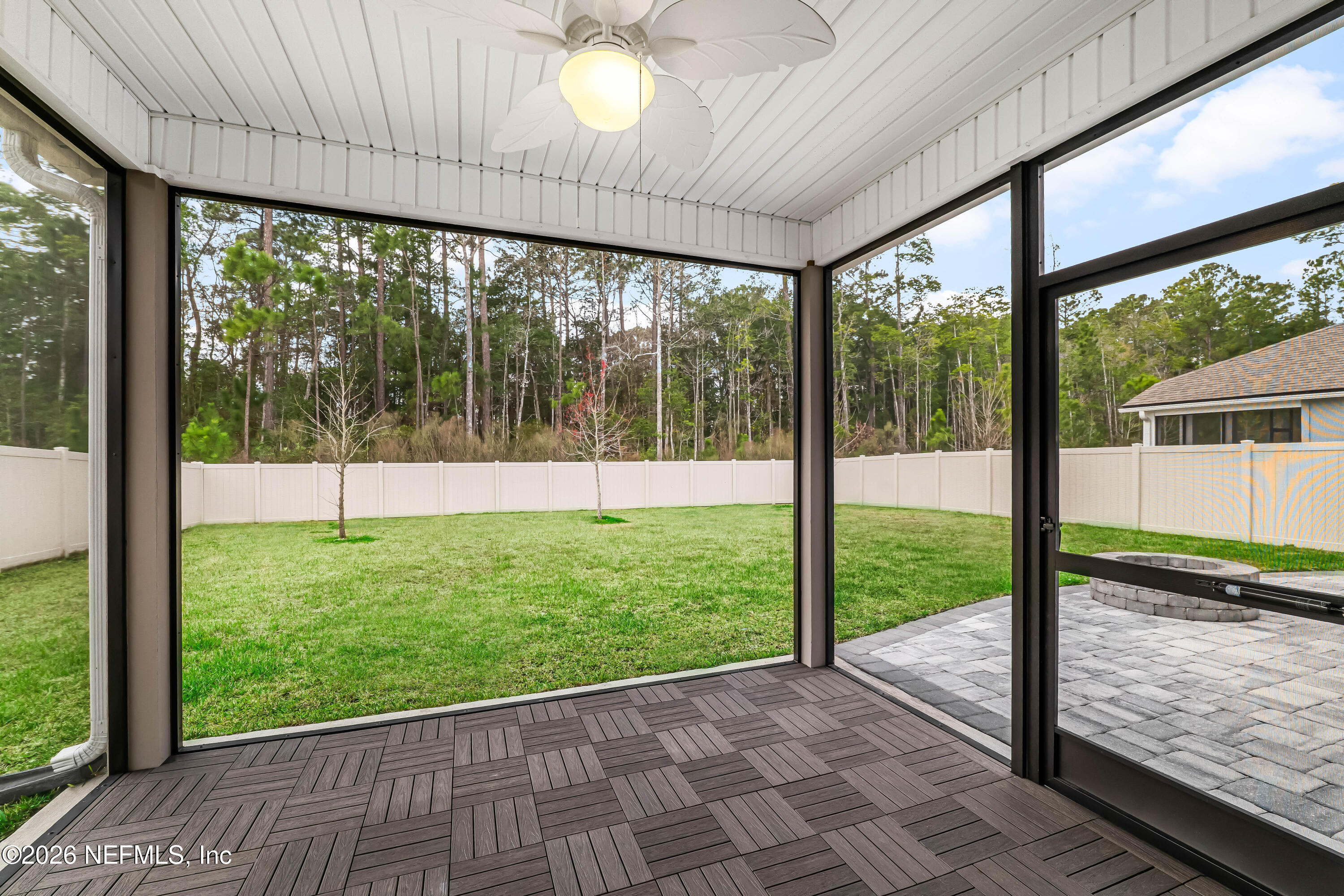65704 Edgewater Drive Yulee, FL 32097 - Photo 25 of 35 Screened / Covered Patio