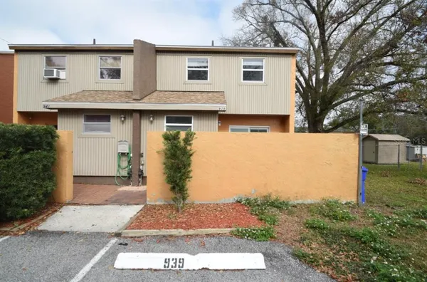 $1,450 | 939 Castle Way, Lakeland, FL 33803