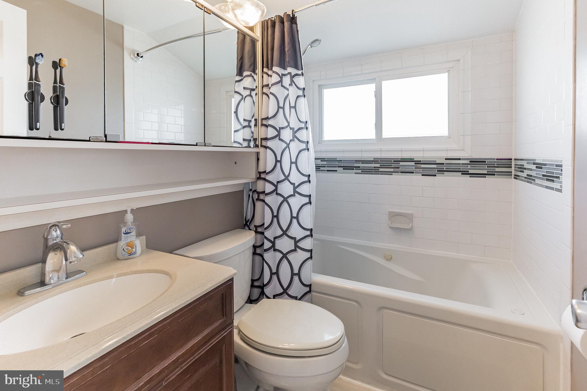 40 Iris Road Levittown, PA 19057 - Photo 25 of 30 Second Floor Bathroom
