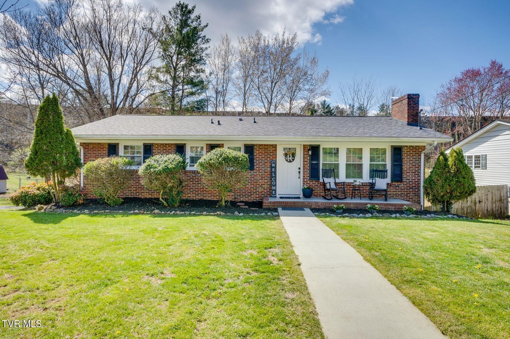 324 Green Valley Road Bristol, VA 24202 - Photo 1 of 42 001 edited