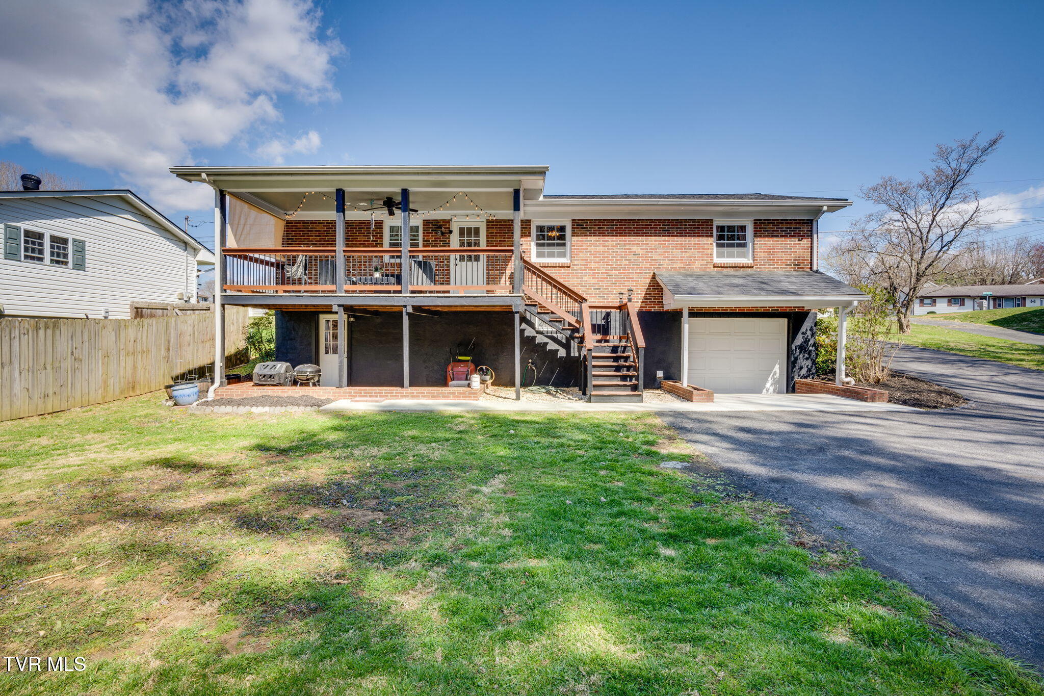 324 Green Valley Road Bristol, VA 24202 - Photo 34 of 42 032