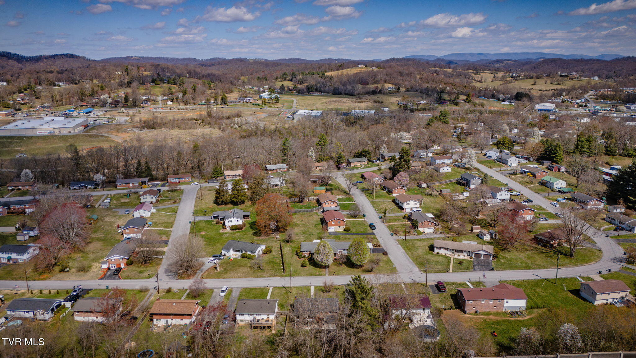 324 Green Valley Road Bristol, VA 24202 - Photo 40 of 42 104