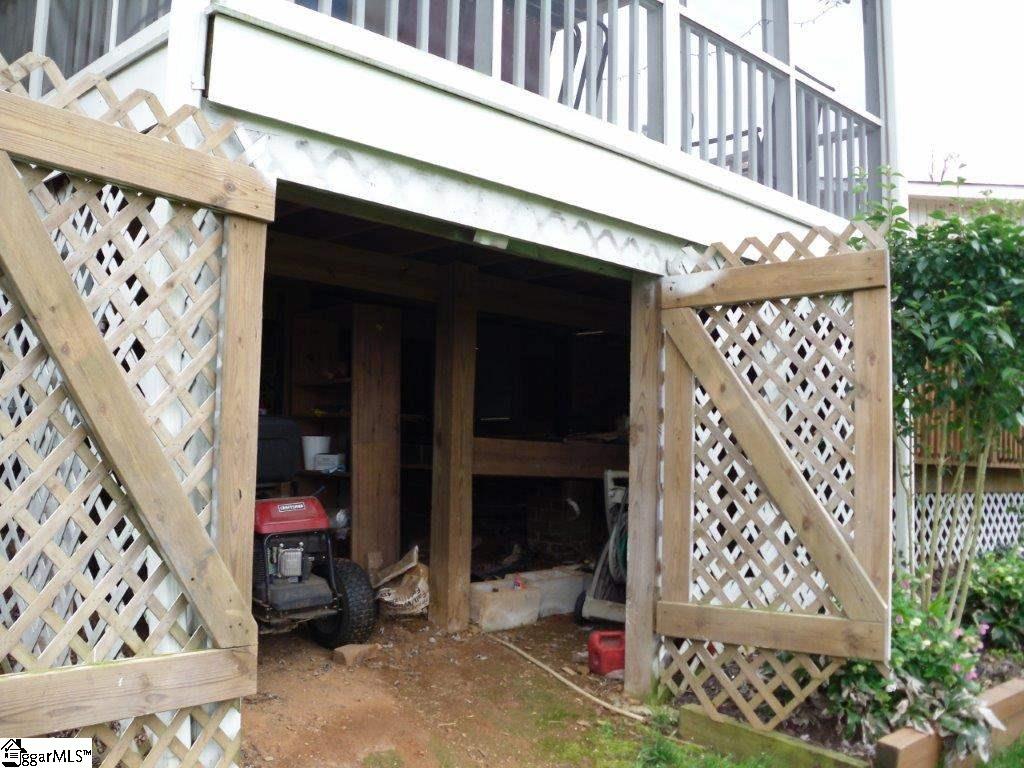 820 Butler Springs Road Greenville, SC 29615 - Photo 6 of 36 Storage under the porch
