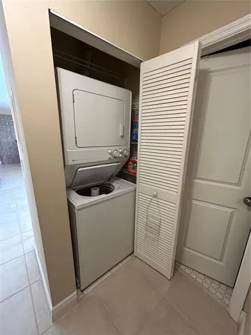 $2,600 | 6102 7th Avenue West, Unit 6102, Bradenton, FL 34209