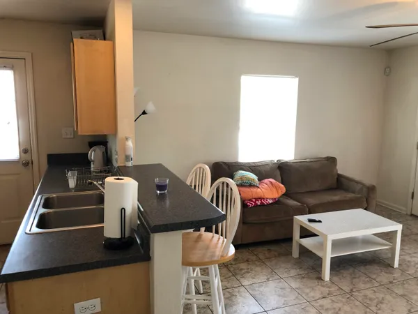 $1,875 | 433 West Brevard Street, Tallahassee, FL 32301