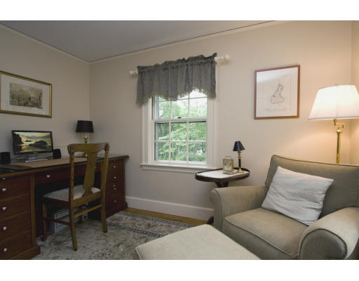 57 Fisher Road Arlington, MA 02476 - Photo 11 of 18 Gallery Image 11