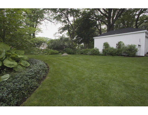 57 Fisher Road Arlington, MA 02476 - Photo 17 of 18 Gallery Image 17