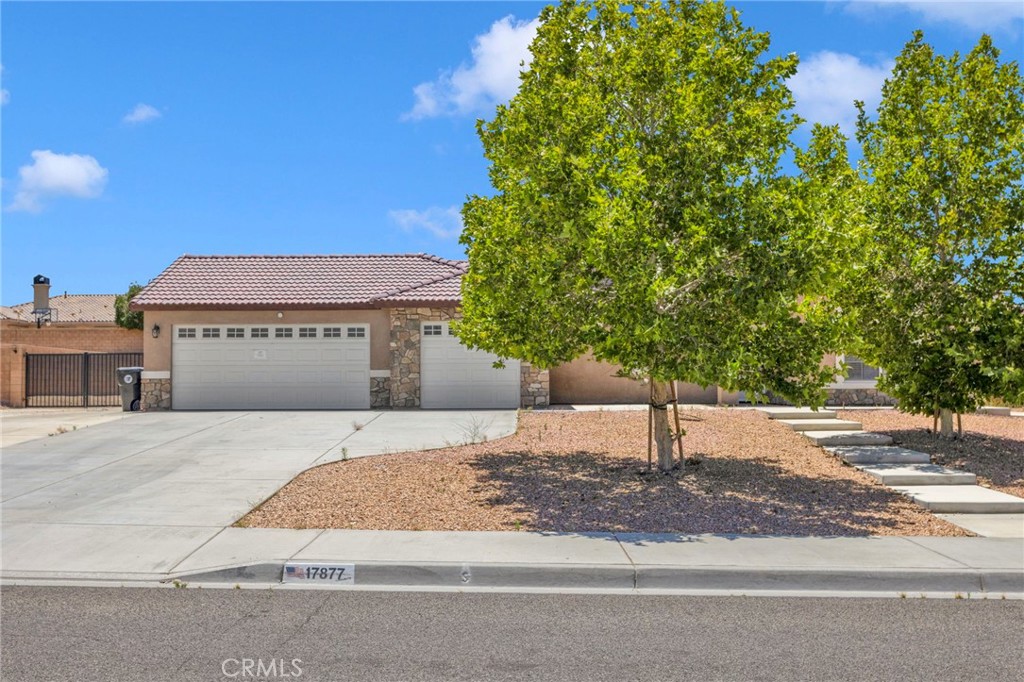 17877 Cabazon Road Apple Valley, CA 92307 - Photo 1 of 1 Gallery Image 1