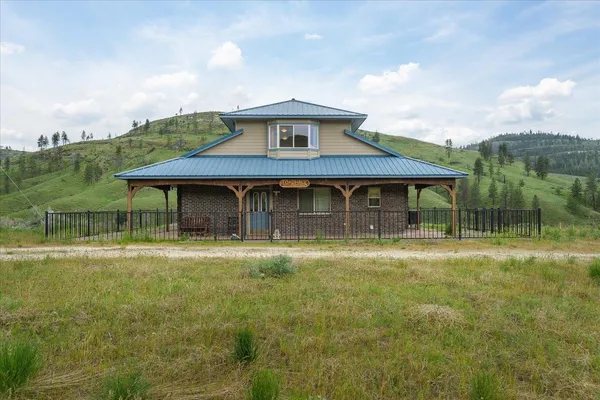 $1,050,000 | 734 Tunk Creek Road, Riverside, WA 98849
