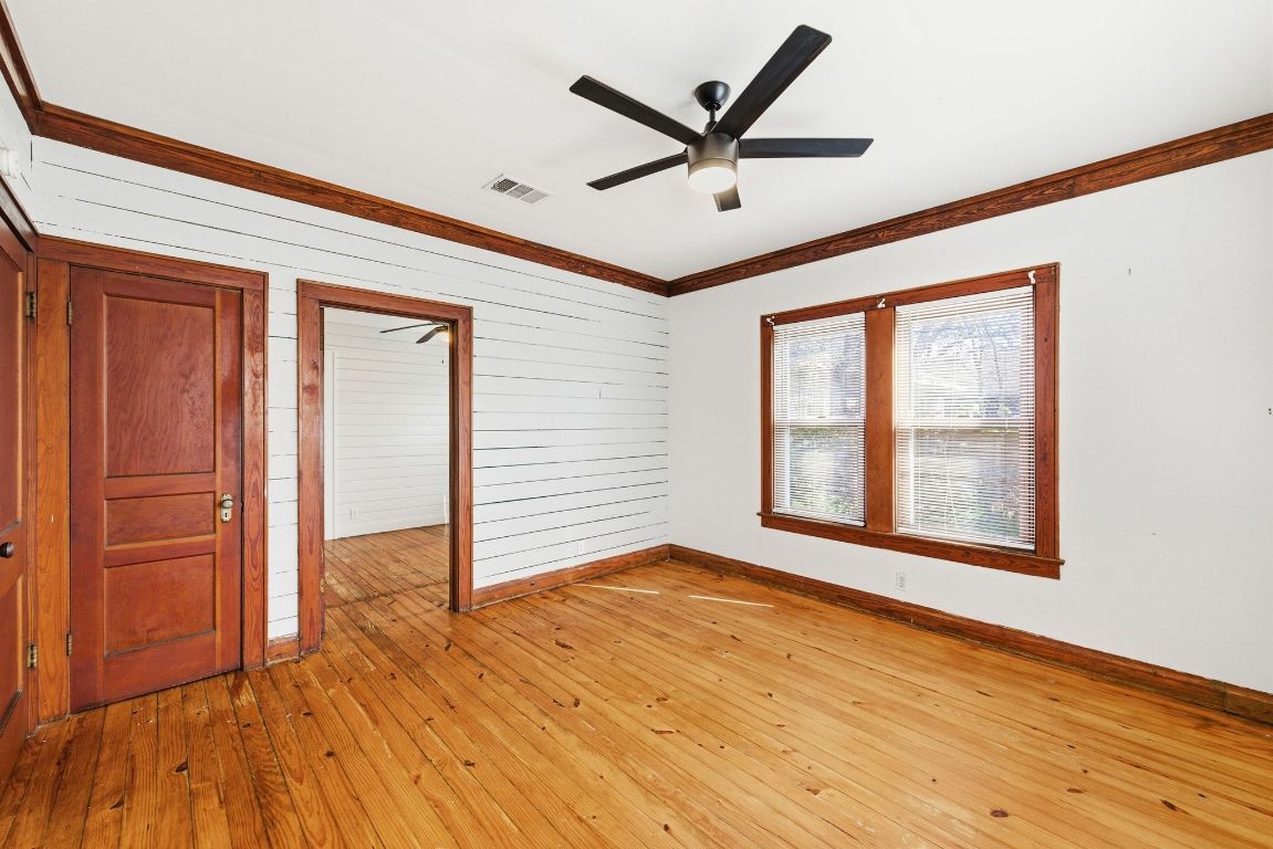 2505 Willow Street Austin, TX 78702 - Photo 16 of 26