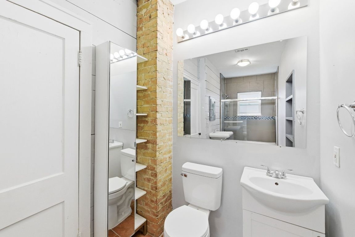 2505 Willow Street Austin, TX 78702 - Photo 20 of 26