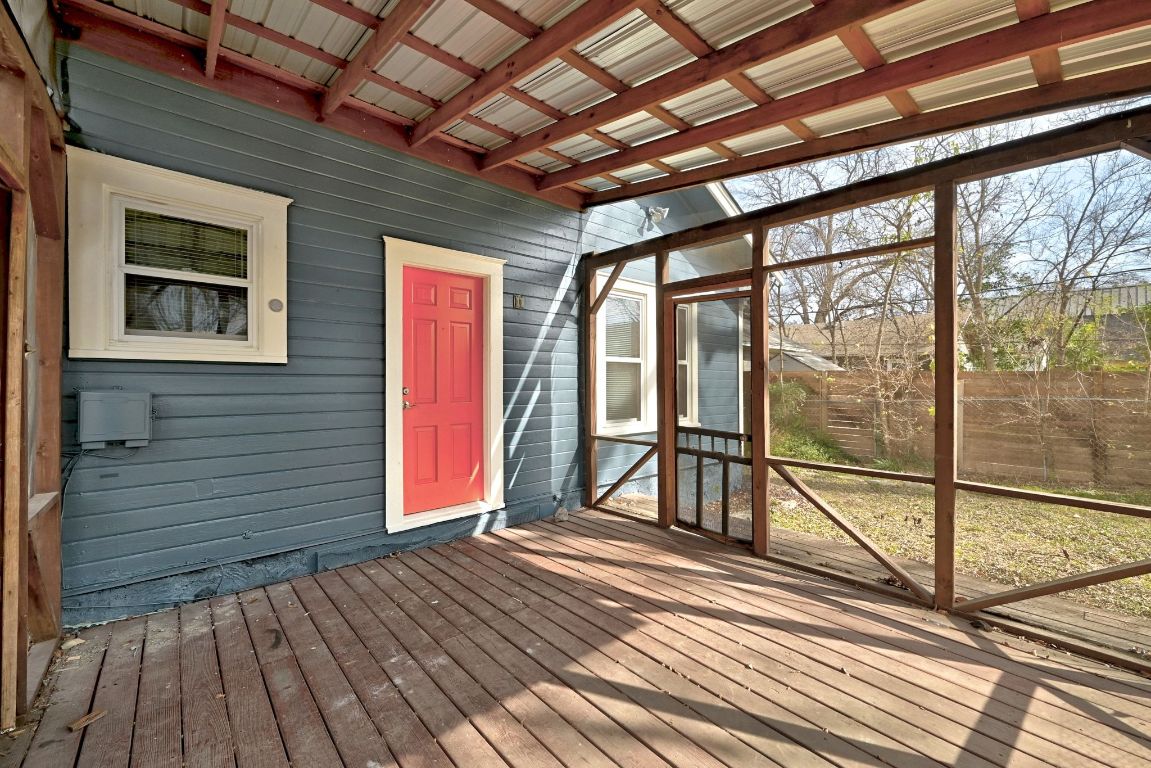 2505 Willow Street Austin, TX 78702 - Photo 22 of 26