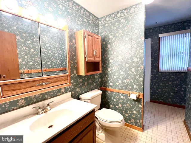 $279,900 | 551 Christopher Drive, Wernersville, PA 19565