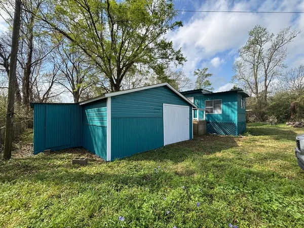 $1,100 | 250 Richard Street, Coldspring, TX 77331