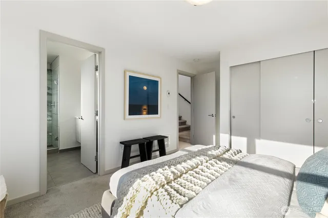 $979,000 | 6729 14th Avenue Northwest, Unit B, Seattle, WA 98117