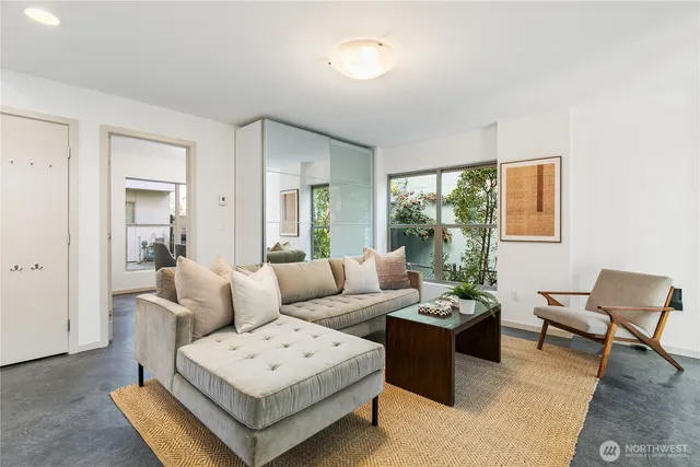 $979,000 | 6729 14th Avenue Northwest, Unit B, Seattle, WA 98117