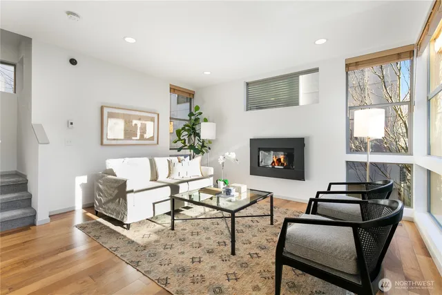 $979,000 | 6729 14th Avenue Northwest, Unit B, Seattle, WA 98117