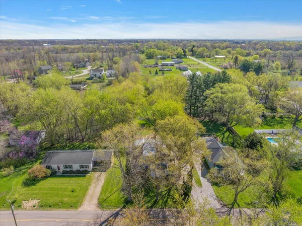 $639,000 | 12865 Flynn Road, Sawyer, MI 49125