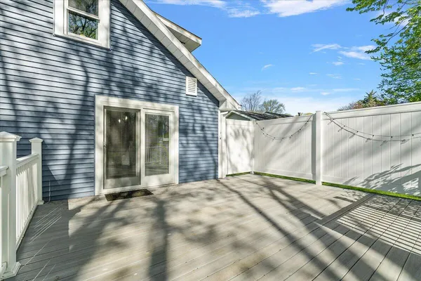 $639,000 | 12865 Flynn Road, Sawyer, MI 49125