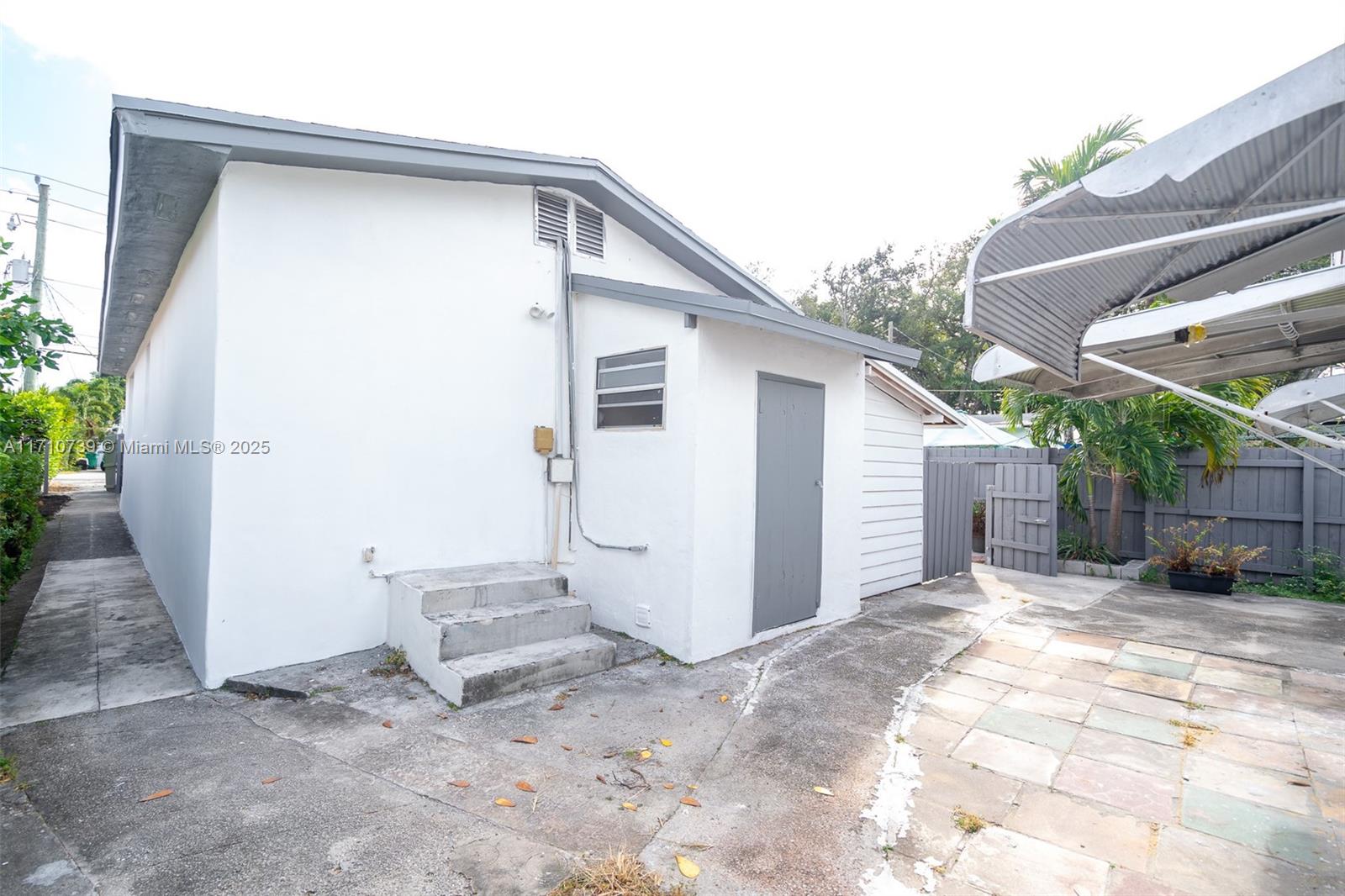 2230 Southwest 60th Court Miami, FL 33155 - Photo 55 of 64