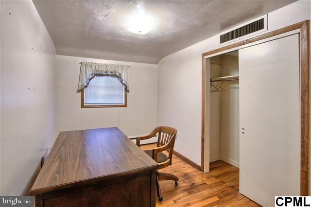 313 Keith Road Mechanicsburg, PA 17050 - Photo 8 of 12 Gallery Image 8
