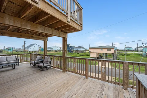 $430,000 | 4523 Palm Street, Freeport, TX 77541