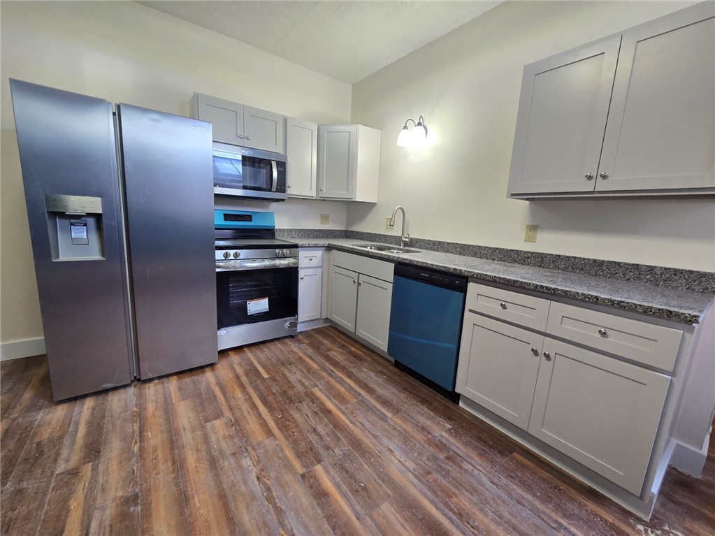 27 East Main Street, Unit 210 Waterloo, NY 13165 - Photo 4 of 6