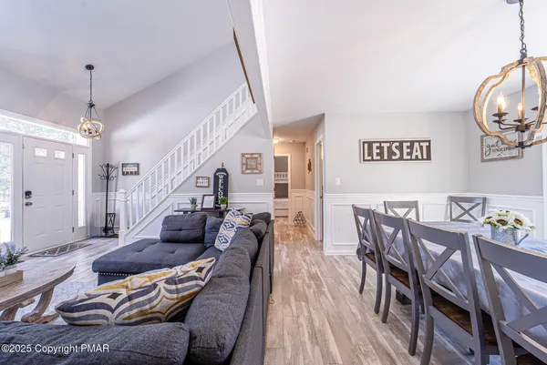 $799,900 | 215 President Coolidge Place, Henryville, PA 18332