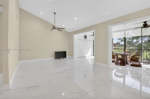 $450,000 | 11538 Briarwood Circle, Unit 4, Boynton Beach, FL 33437