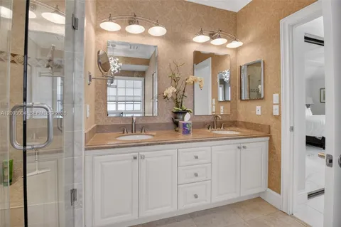 $450,000 | 11538 Briarwood Circle, Unit 4, Boynton Beach, FL 33437