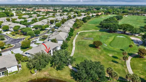 $450,000 | 11538 Briarwood Circle, Unit 4, Boynton Beach, FL 33437