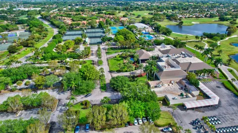 $450,000 | 11538 Briarwood Circle, Unit 4, Boynton Beach, FL 33437