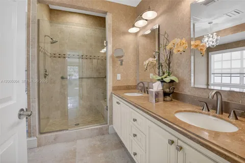 $450,000 | 11538 Briarwood Circle, Unit 4, Boynton Beach, FL 33437