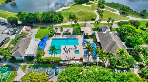 $450,000 | 11538 Briarwood Circle, Unit 4, Boynton Beach, FL 33437