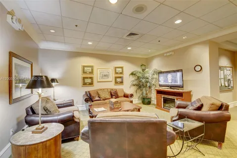 $450,000 | 11538 Briarwood Circle, Unit 4, Boynton Beach, FL 33437