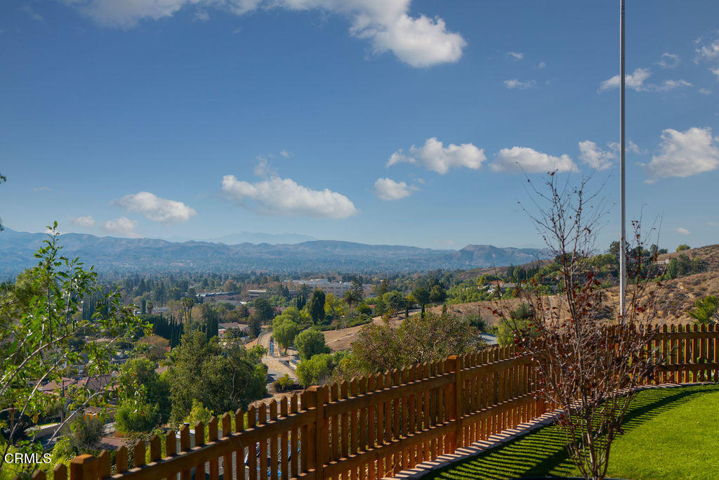 3051 Ditch Road Simi Valley, CA 93063 - Photo 7 of 47 DSC03566