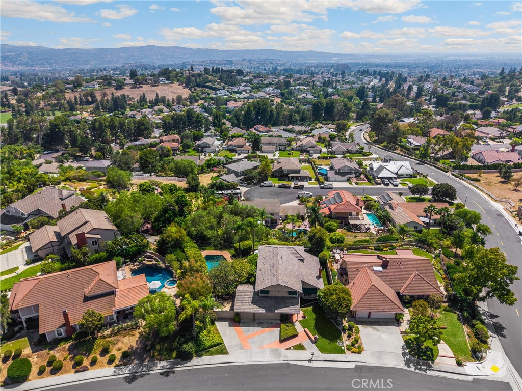 20935 Timber Ridge Road Yorba Linda, CA 92886 - Photo 2 of 40 Gallery Image 2